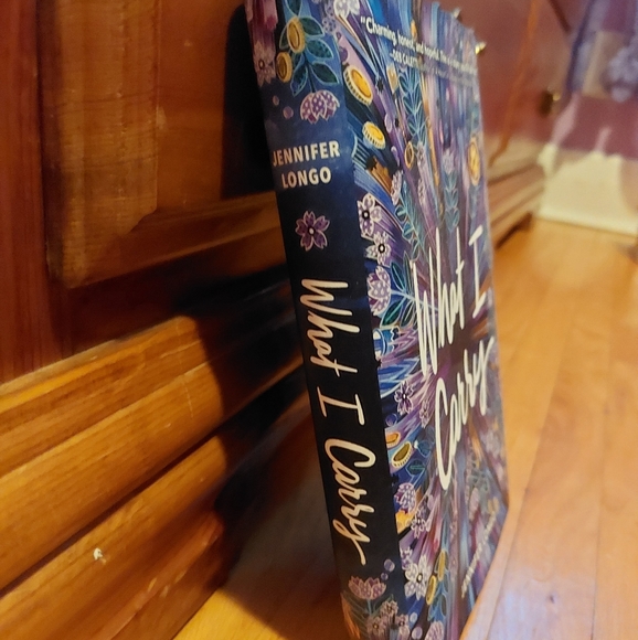 What I Carry by Jennifer Longo - Picture 2 of 3